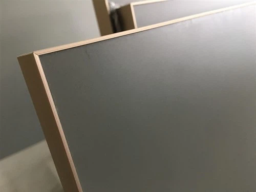 Алюминиевая стеклянная дверь