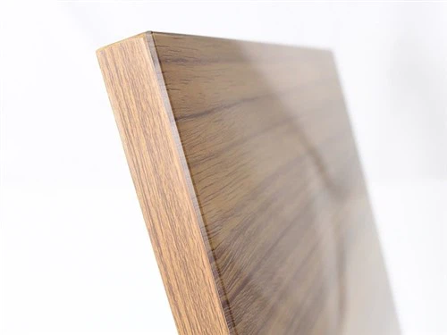 Стеклянные двери шкафа